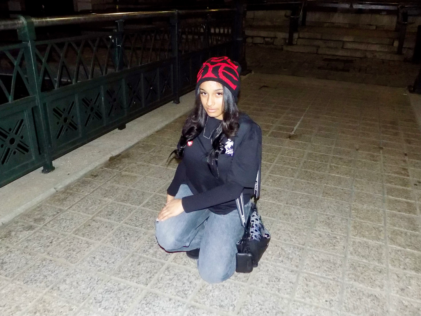 FOCIYE Beanie Red and Black